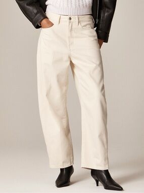 NWT JCrew Barrel Leg Jeans Ecru Wash Cream Denim Size 24P 24 Petite $158 CK281